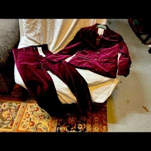 Boys size 8, velvet Janie and Jack suit, never worn still has tags.